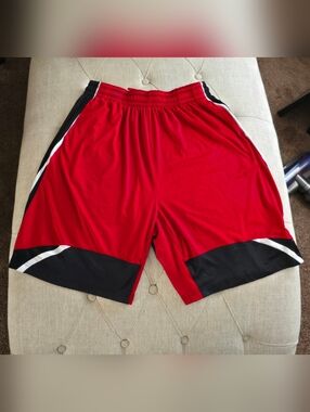 Nike Air Jordan Men's Jumpman Red And Black Basketball Shorts. Dri-Fit. XL